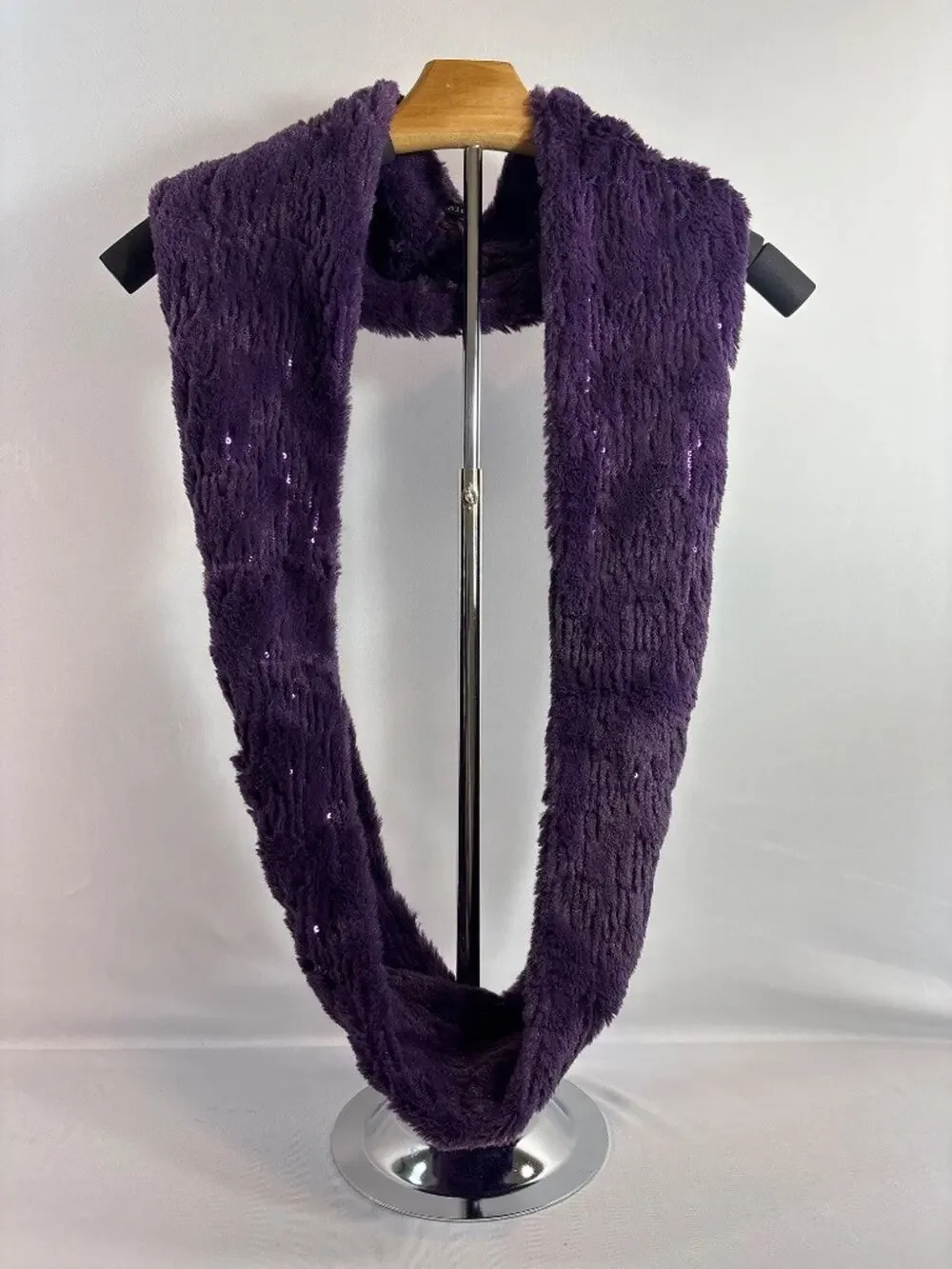 Apt. 9 Purple Sequin Faux Fur Infinity Scarf Festive Halloween One Size